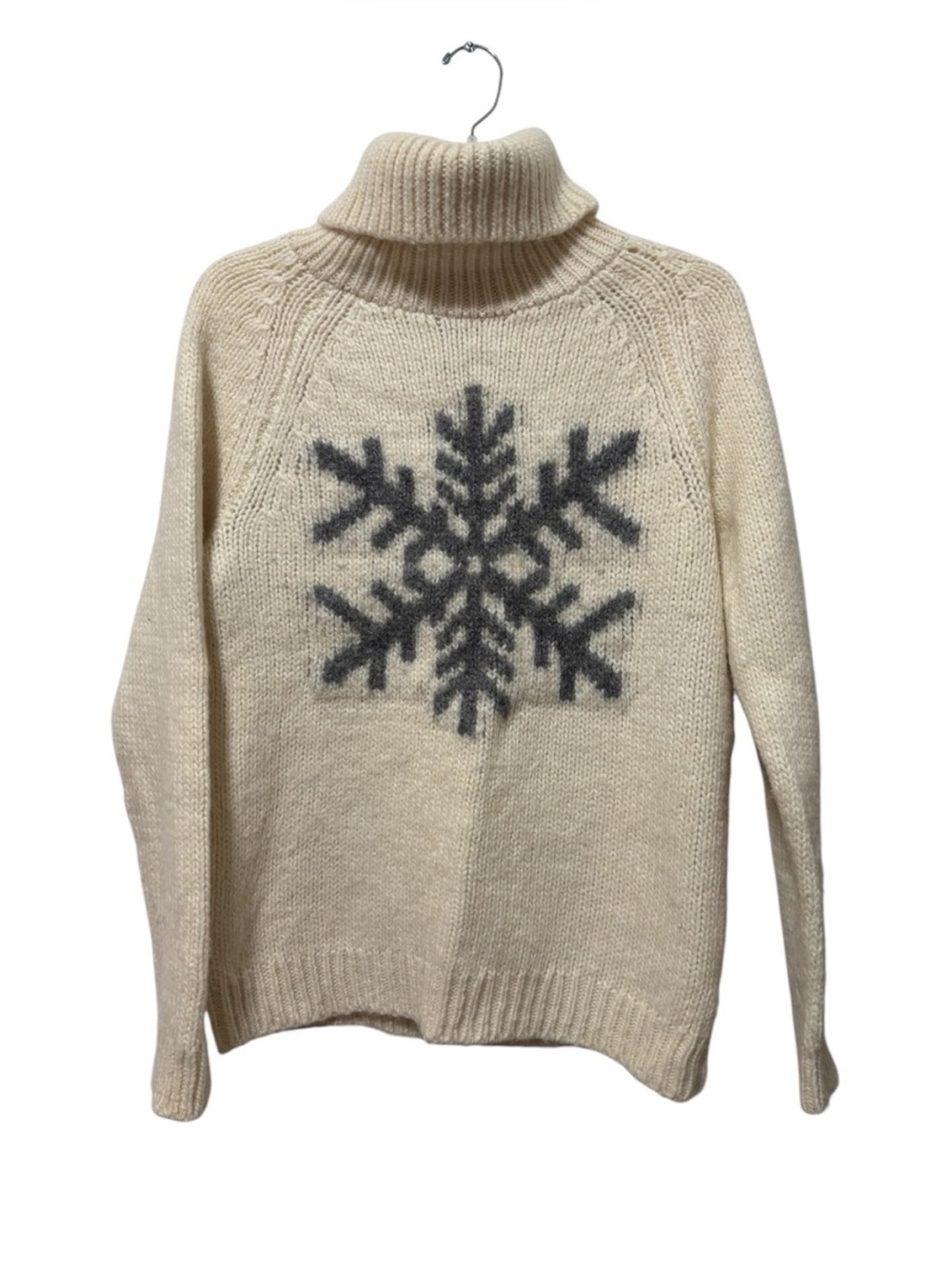 GAP Alpaca Wool Blend
Snowflake Turtleneck Sweater
Cream Winter Knit - Picture 2 of 8